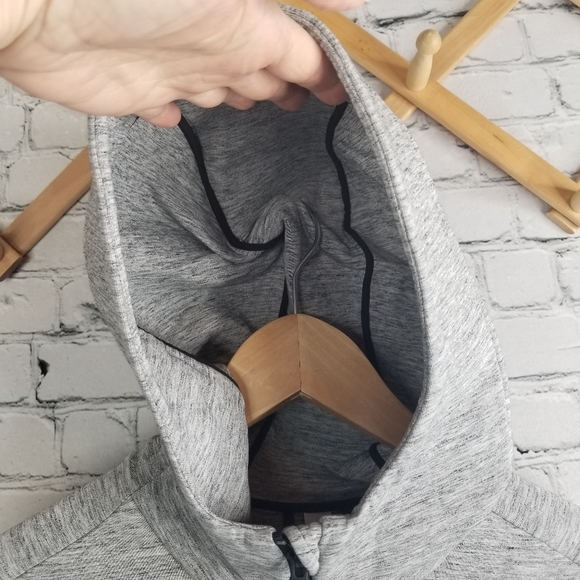 Lululemon "Going Places" Jacket Size 2 Womens Gray - Picture 7 of 12